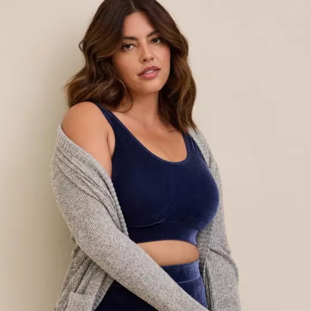 Torrid Blue Lightly Lined Velour Scoop Bralette Size 1